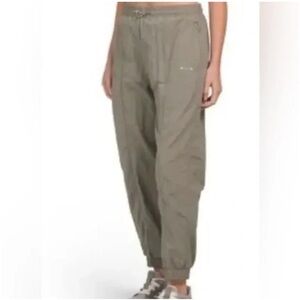 Wilo the Label by anthropologie green parachute jogger pants
